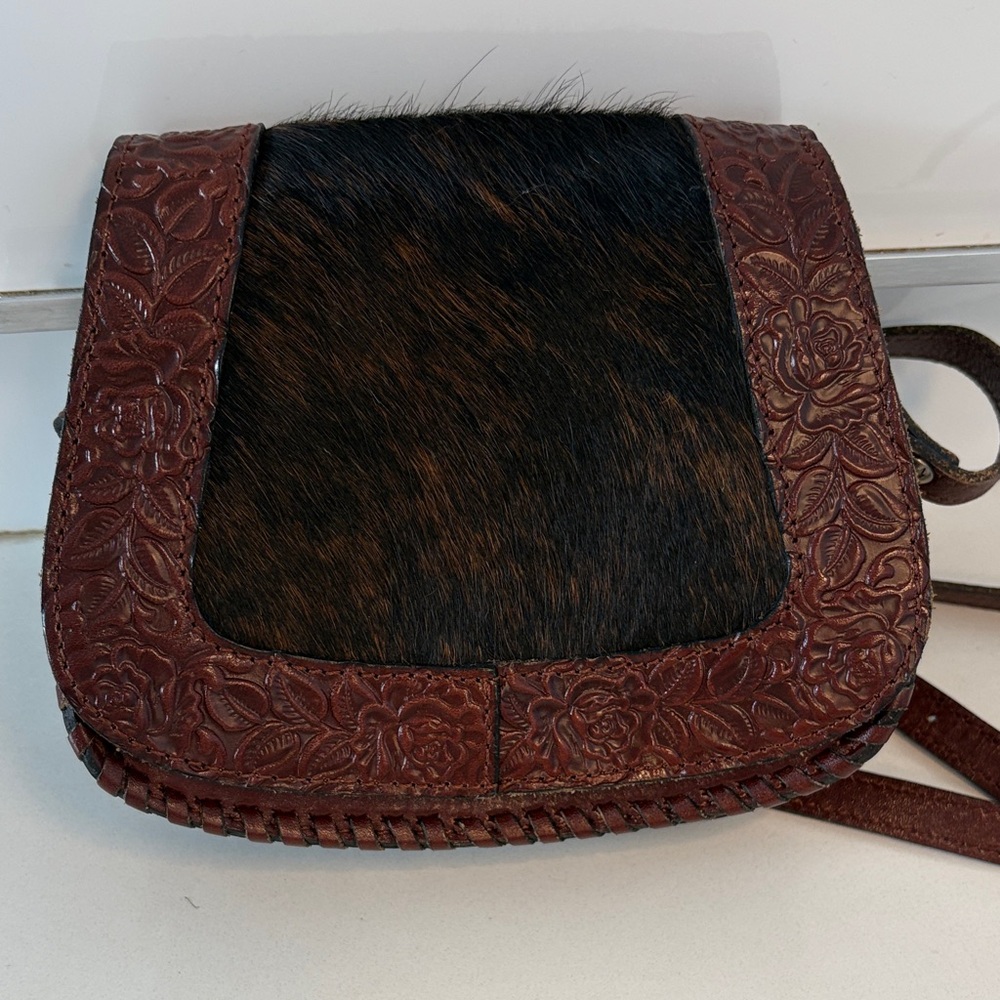 Patricia Nash Finch Crossbody Bag Like New